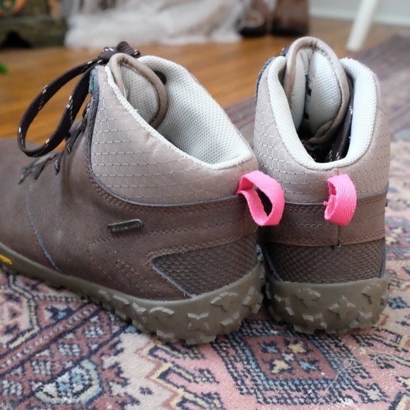 Hi-Tec Hiking Boots - Picture 3 of 6